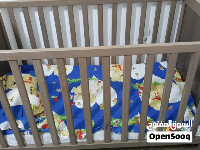 سرير اطفال بيبي للبيع