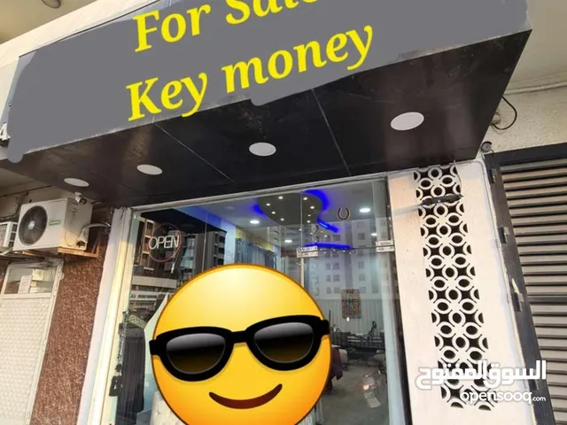 محل يصلح لصالون نسائي او اي نشاط.