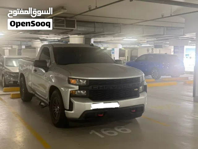 2022 شيفروليه سلفرادو 1500 LS