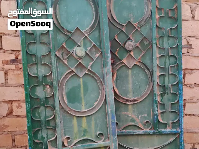 أبواب مستعمله نظيفه للبيع