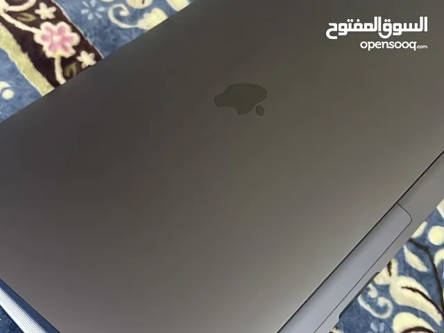 MacBook 2019