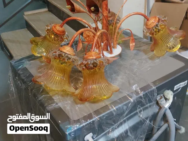 ثريا شبه جديد للبيع