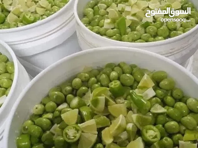 زيتون نبالي بلدي مكبوس بالفلفل والليمون