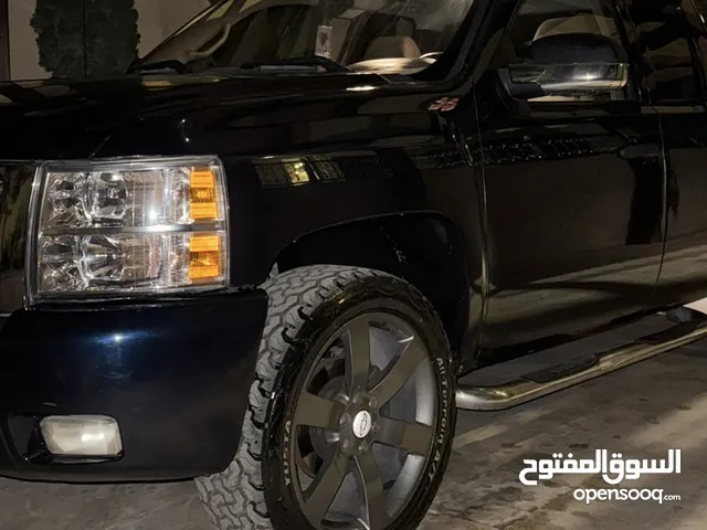 Used Chevrolet Silverado in Amman