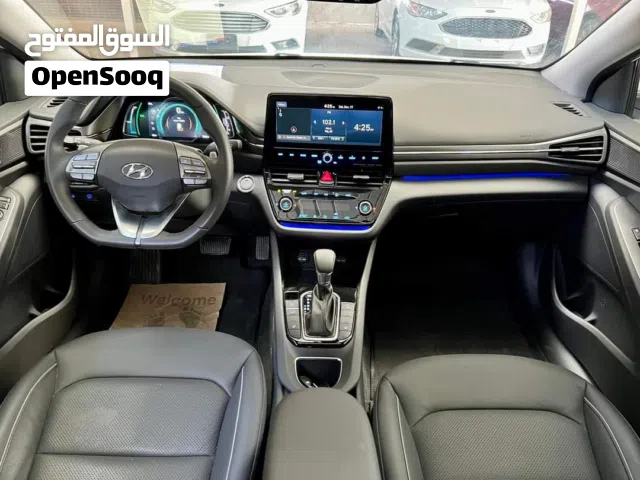 2020, هيونداي, ايونيك, Standard