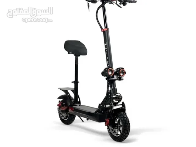 Électrique kick, scooter, V29 pro Max speed 70km/h. Range 35km 48V