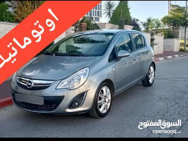 اوبل كورسا اوتومات سنة 2011