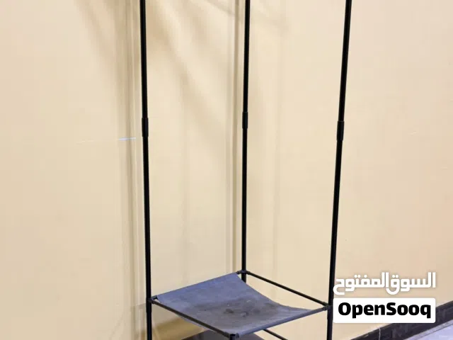 سلام عليكم ستاند وزنه خفيف و تعلاكات ملابس اطفال او رجال و ايضن بي رفوف تضيفون تكرمون احذيه وغراض طف