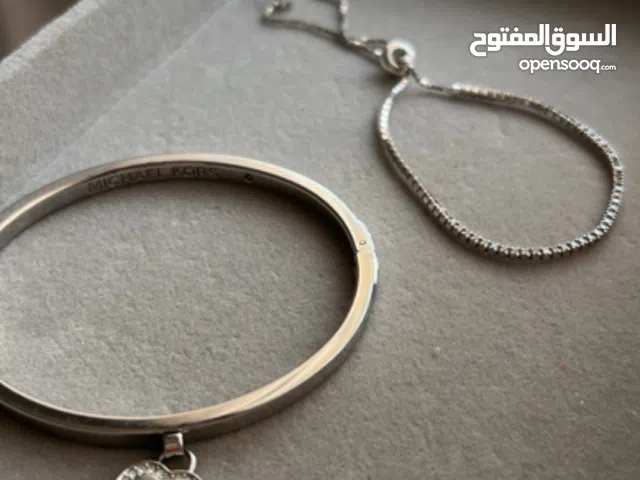 2 used bracelets