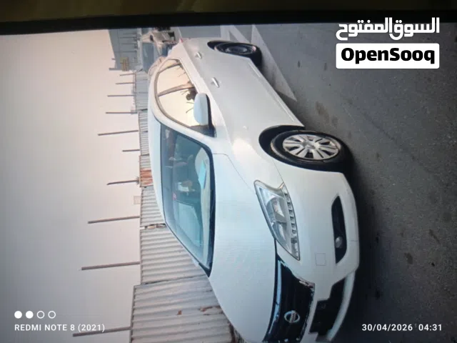 2013 نيسان سنترا SV