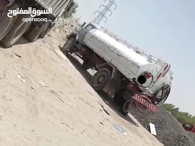 تنكر مرسيدس موديل 82 في مكينه بيع سريع