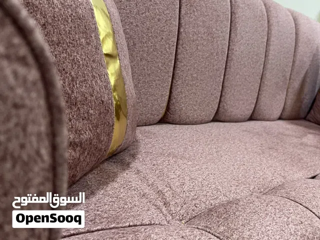 كنب شبه جديد يصلح ل عرسان