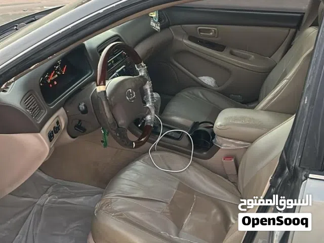 سياره لكزس 300 ممتازه