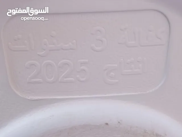 يوجد خزان 2 لتر للبيع في حاله ممتازه