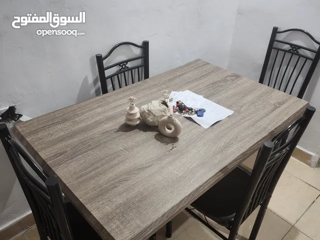 غسالة و طباخ غاز وسفرة مستعملين  للبيع / washing machine, gas cooker and dinning set used for sale
