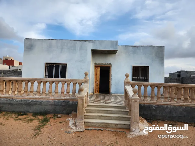 100 m2 3 Bedrooms Townhouse for Rent in Tripoli Ain Zara