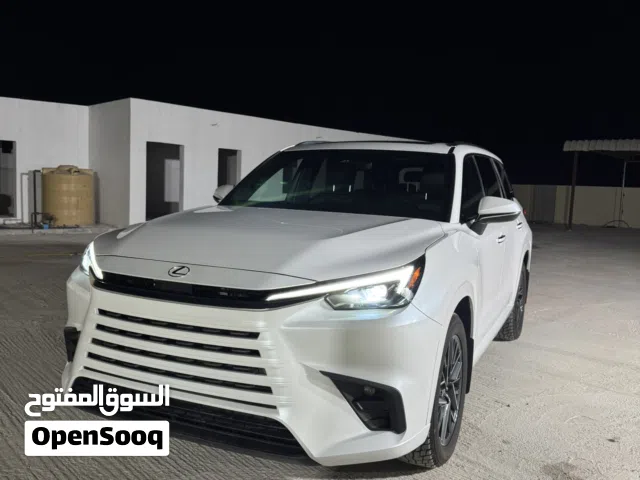 لكزس فورويل 2024 بترول ممشى 3000 كم فقط