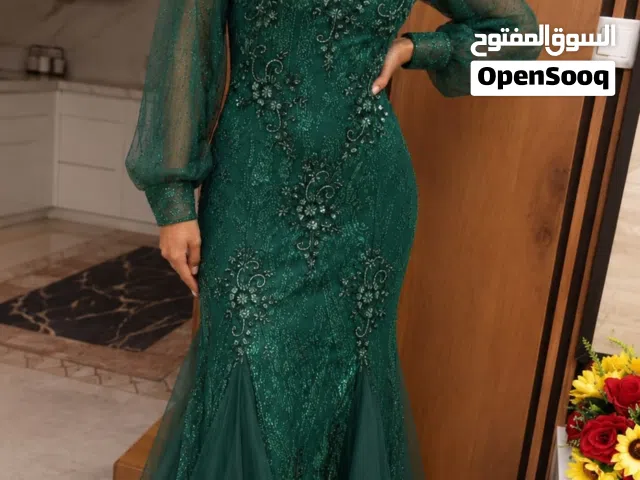 فرصة ذهبية فستان السهرة