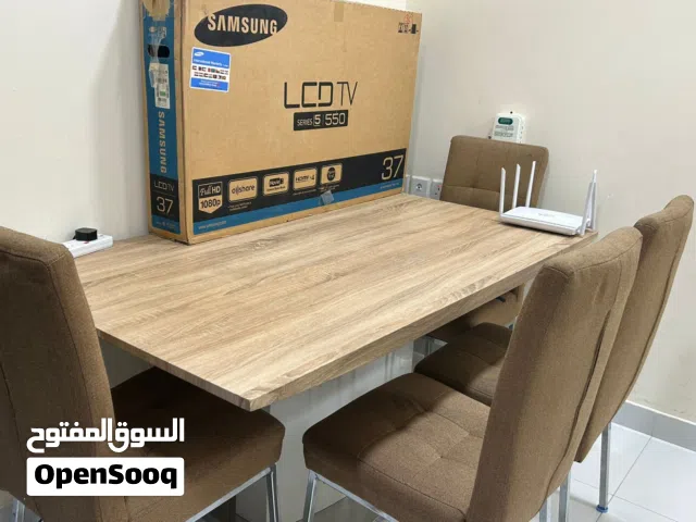 Dining Table Set for Sale – Excellent Condition