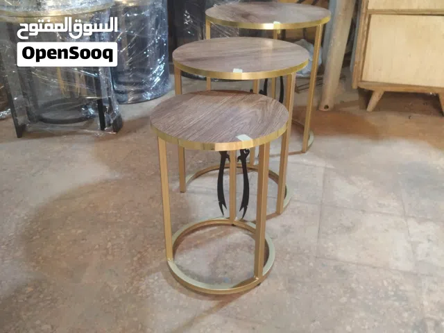 طقم طاولات جديد بحالة جيدا جدا