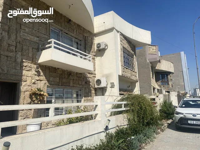 دار للايجار في الحارثيه على الشارع العام مقابل ساعة بغداد.... ارضيات مرمر