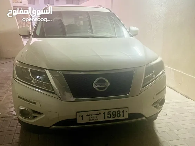 Used Nissan Pathfinder in Sharjah