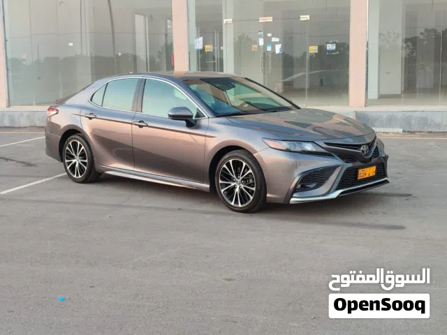 2019 تويوتا كامري SE