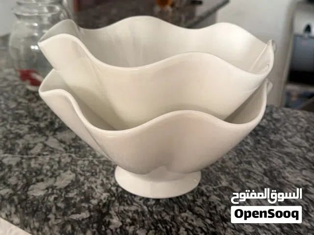 سيت قطع مواعين لون ابيض