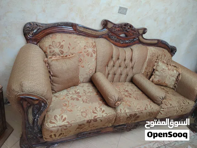 طقم كنب ضيوف للبيع