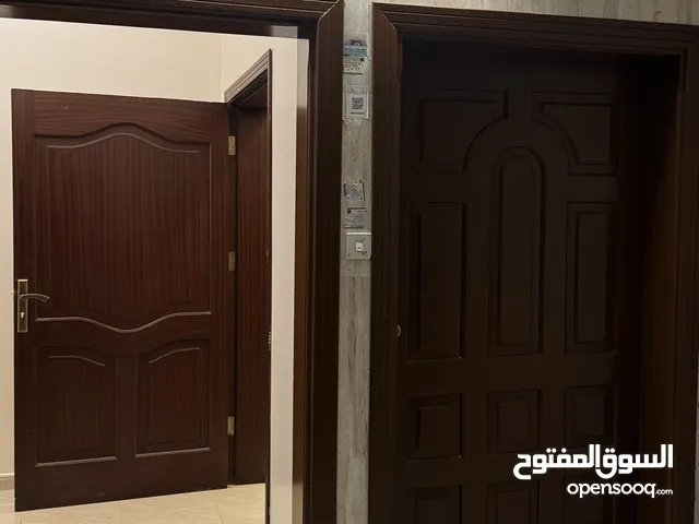 200 m2 5 Bedrooms Apartments for Rent in Jeddah Al Wahah