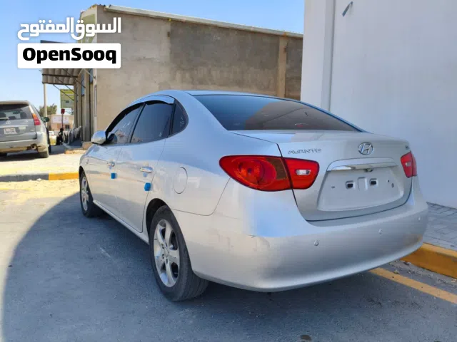 2008 هيونداي افانتي Standard