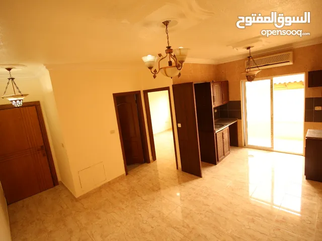 شقة ارضية فارغة للايجار في ابو نصير خلف ليدرز سنتر - من المالك مباشرة