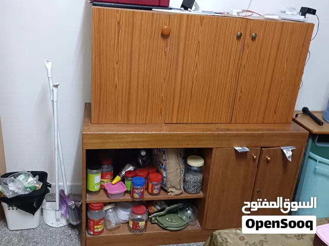 3 Kitchen shelves