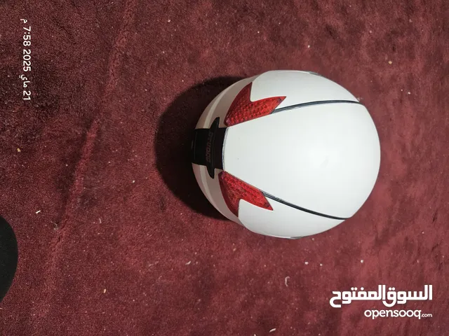 خوذه جدا نظيفه استعمال خفيف