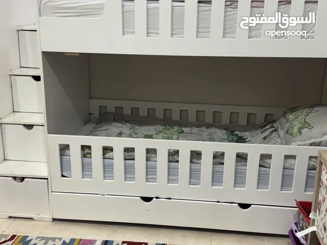 غرفه سرير و كبت