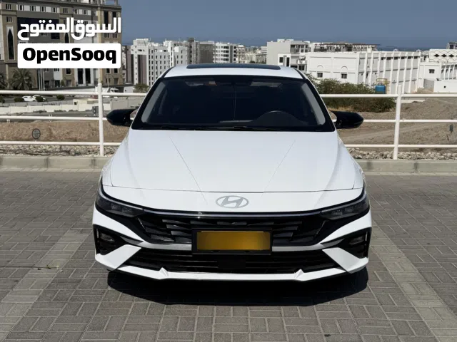 2025 هيونداي النترا Limited