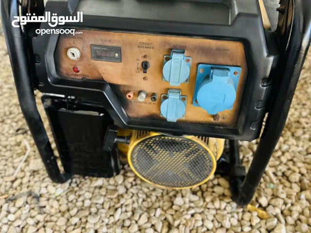 مولد كهربأي