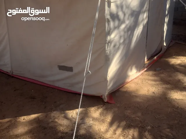 الوصف :خيمة نجع بجميع ملحقاتها