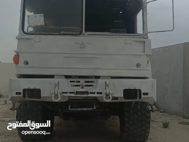 مان 6*6 10v 2000