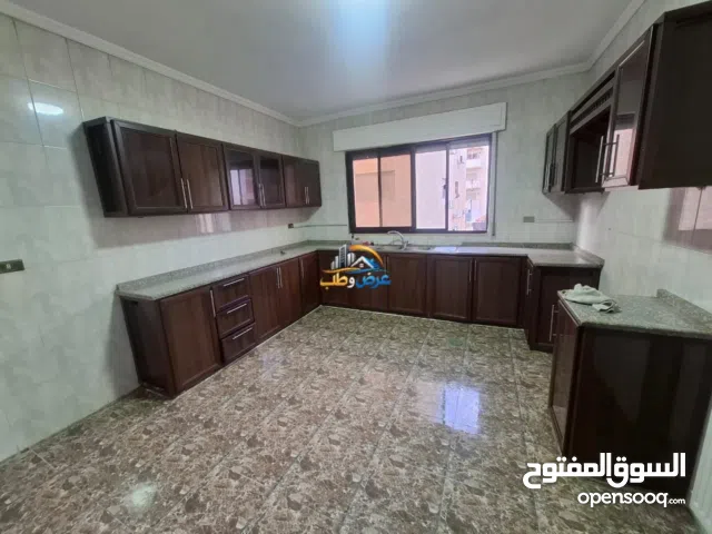 165 m2 3 Bedrooms Apartments for Rent in Amman Shmaisani