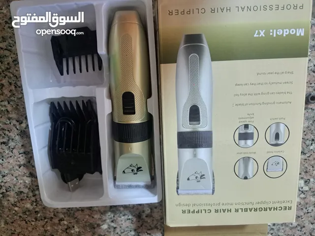 ماكينه حلاقه حيوانات للبيع استعمال مره واحده تعمل جيدا مع جميع انواع الحيوانات استعملت للتجربه فقط