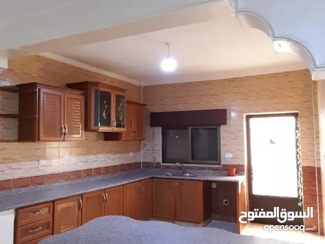 160 m2 3 Bedrooms Apartments for Rent in Zarqa Al Zarqa Al Jadeedeh