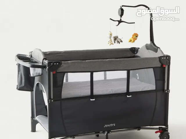 4 in 1 co sleeper and travel cot with changing station.