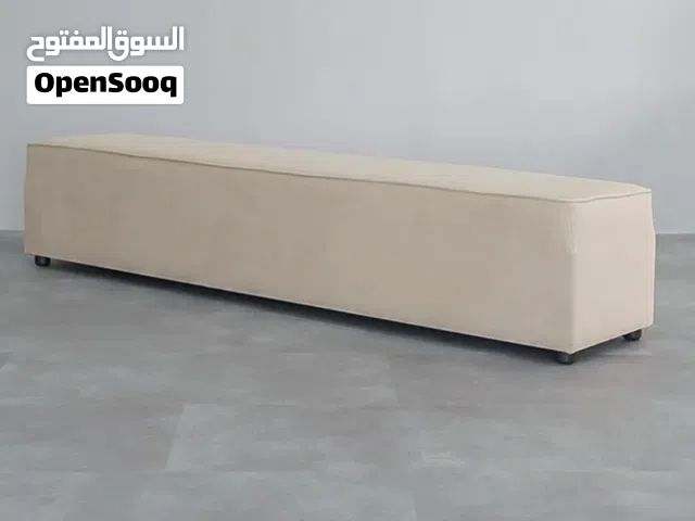 بوف كبير جدا لون بيج او شيزلونج او بنش جديد