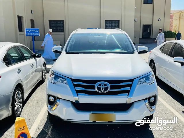 Toyota Fortuner 4.0 Model 2019