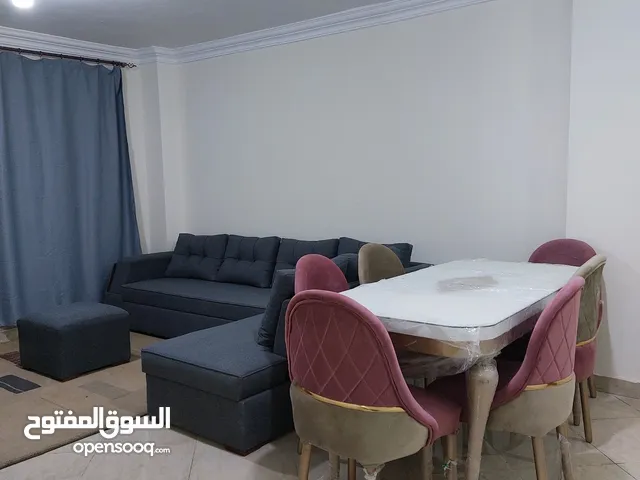 130 m2 3 Bedrooms Apartments for Rent in Giza 6th of October