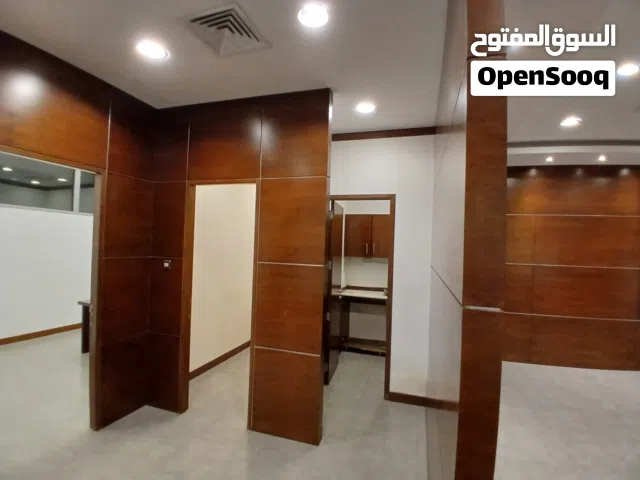 مكتب للايجار 146 متر بأرقى مجمع بالكويت من المالك مباشرة