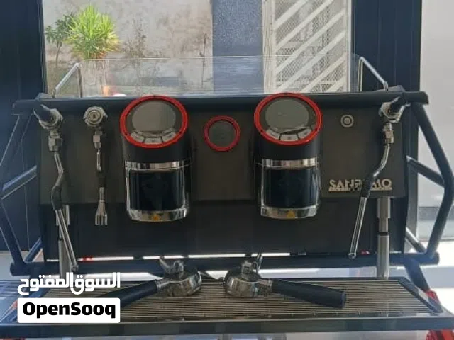 ماكينة إسبرسو مستعملة بحالة جيدة