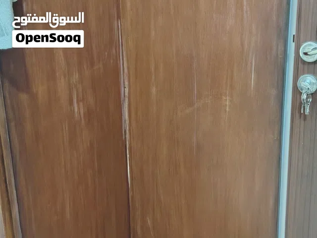 غرفة نوم بدون كنتور نظيفه