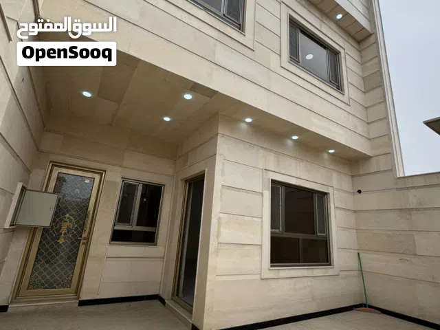 150 m2 5 Bedrooms Townhouse for Rent in Basra Khadra'a